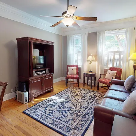 Southern Charm On Liberty